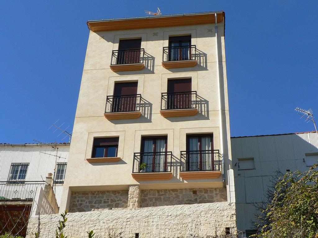 Casa Rural Fuente El Boticario Aldeanueva de la Vera Exterior photo